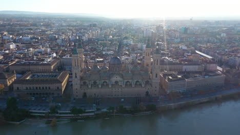Sunset-aerial-over-the-Cathedral-Basilica-of-Our-Lady-of-the-Pillar-Spain